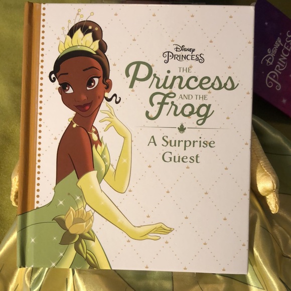 Kohl's Cares Disney The Princess & The Frog Movie Doll + Hardback Book-2023 - Picture 3 of 17